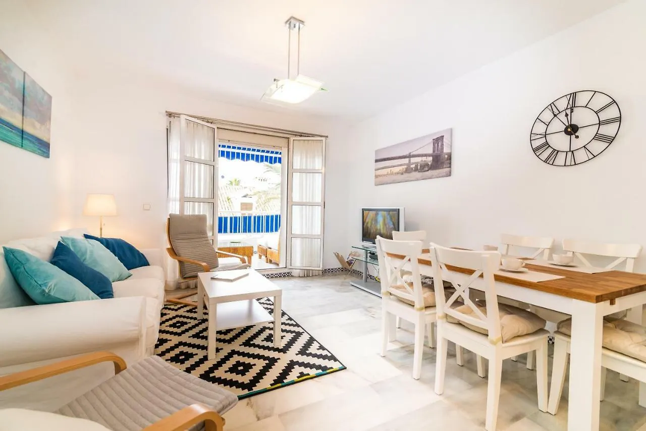 Well-Located 3Bdr Apartment In Fuengirola