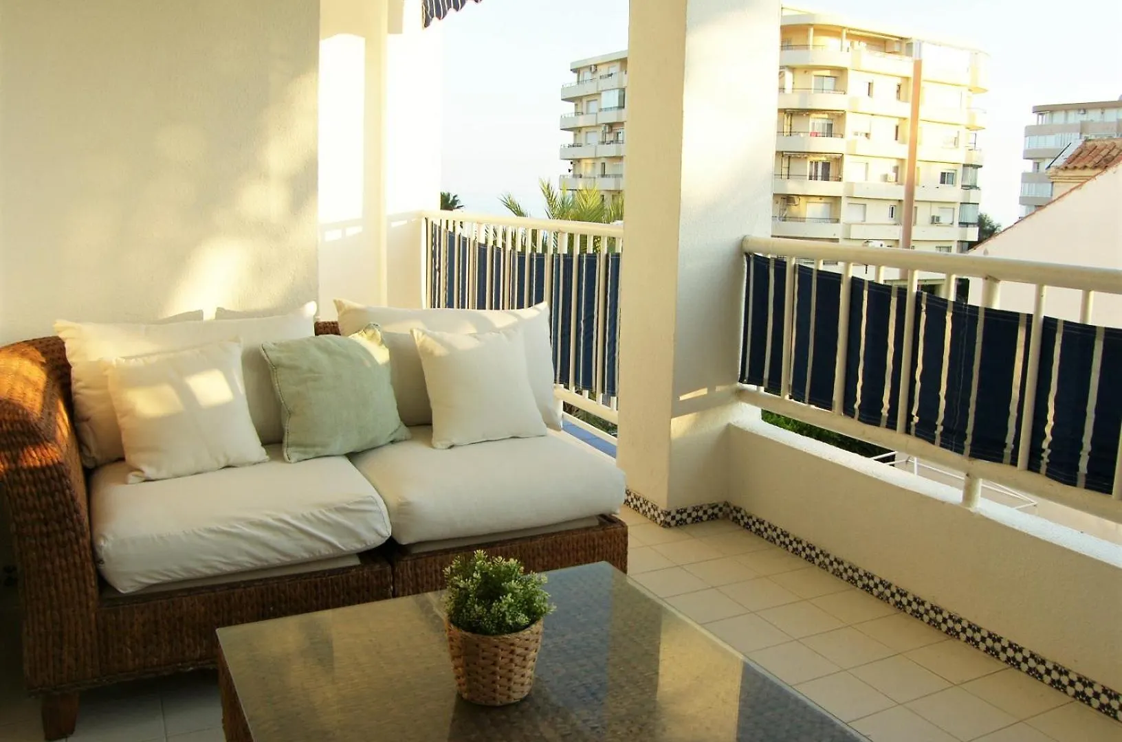Well-Located 3Bdr Apartment In Fuengirola Spain